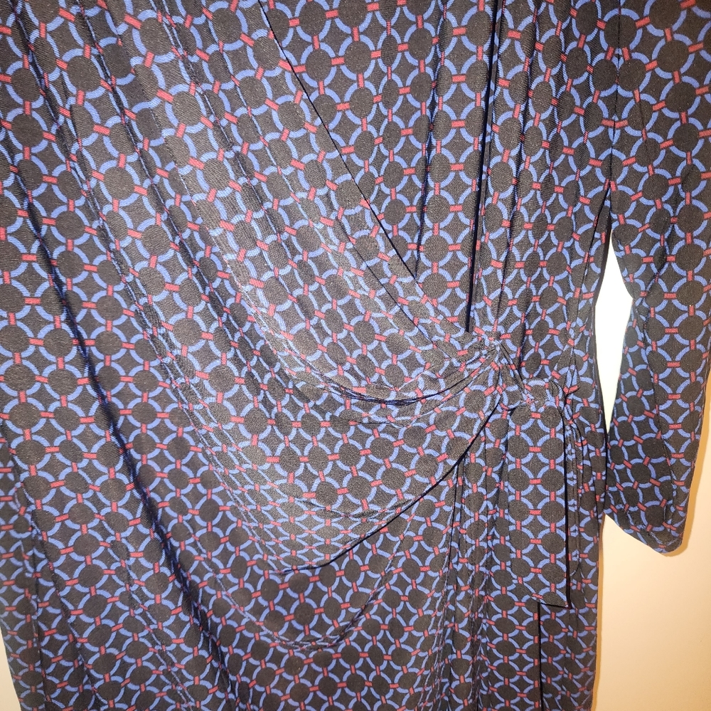 Dress - Picture 3 of 4
